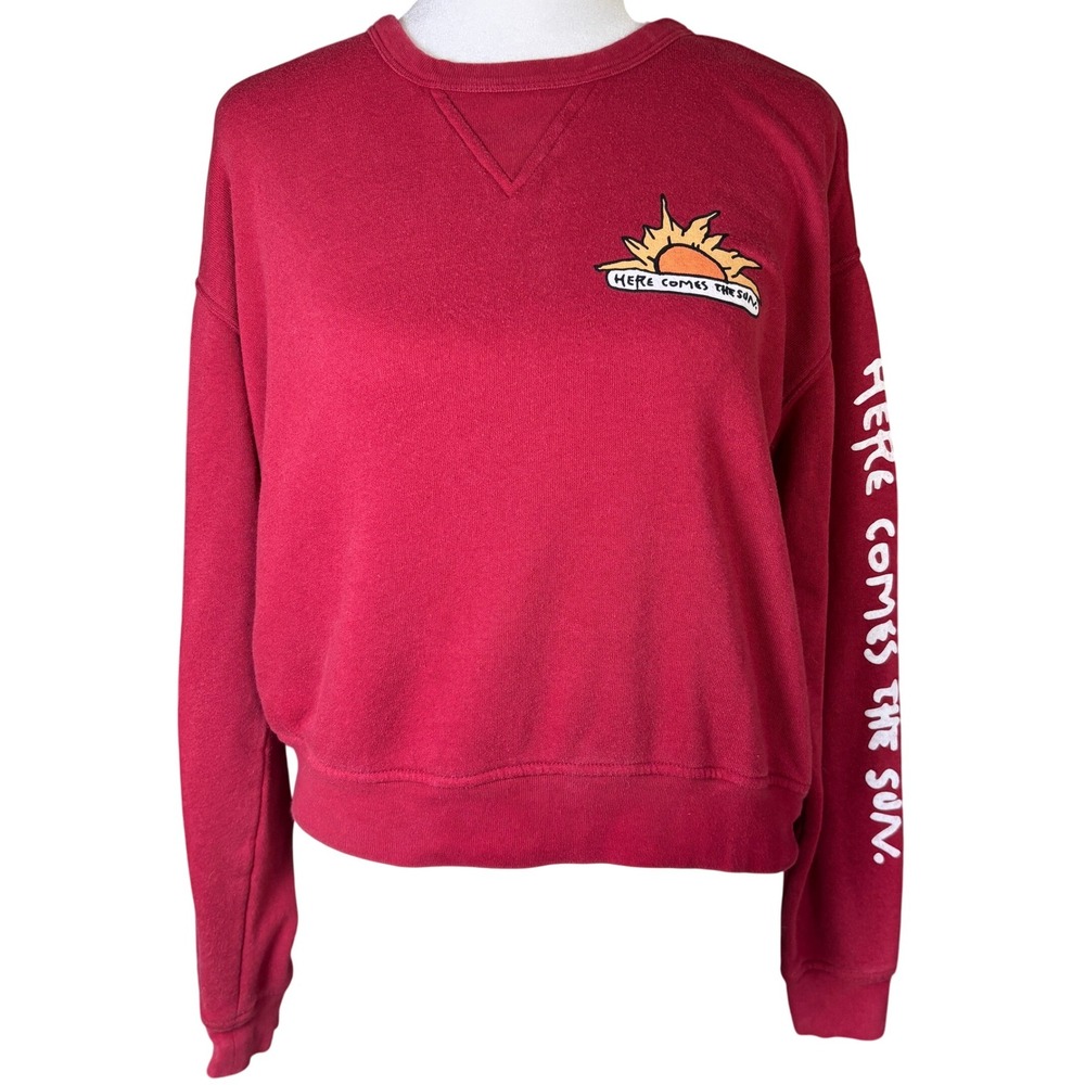 Betsey Johnson Size‎ XS Performance Red "Here Comes The Sun" Cropped Sweatshirt